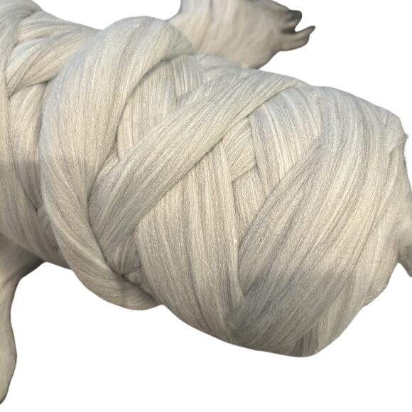 Chunky Yarn 100% Merino Wool Roving Grey Jumbo Wool Arm Knitting Bulky DIY - Picture 4 of 11